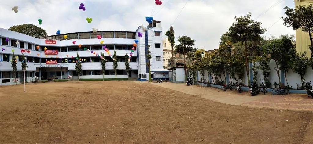 Damani Vidya Mandir, Solapur, on a celebration day