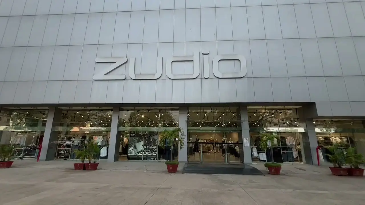The operating Zudio storefront and its glass frontage on the Jamshri High Street walk